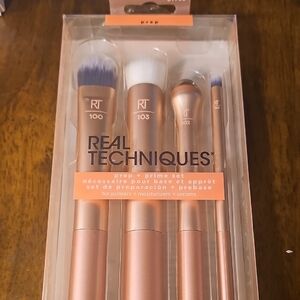 🤑SOLD...! REAL TECHNIQUES Prep + Prime Set - Rose Gold